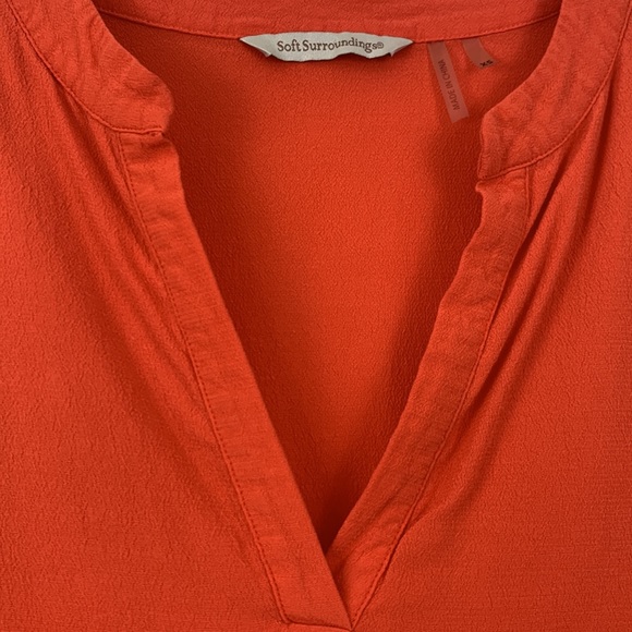 Soft Surroundings long sleeve top asymmetrical bottom tunic - Picture 8 of 9